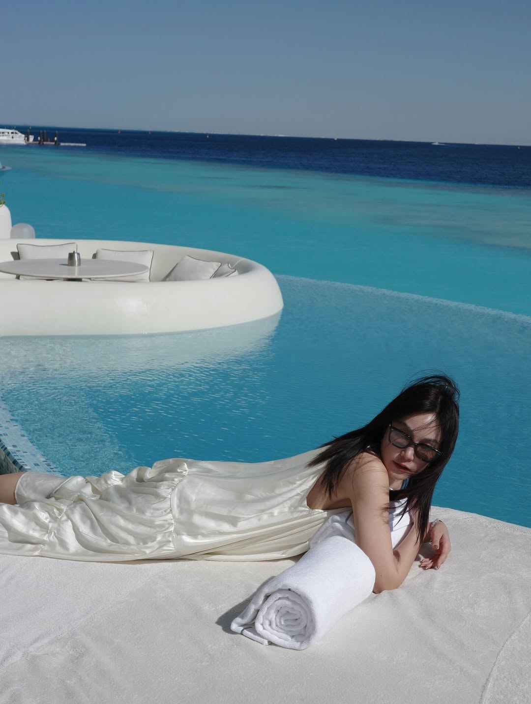 เมย์ - พิชญ์นาฏ สาขากร