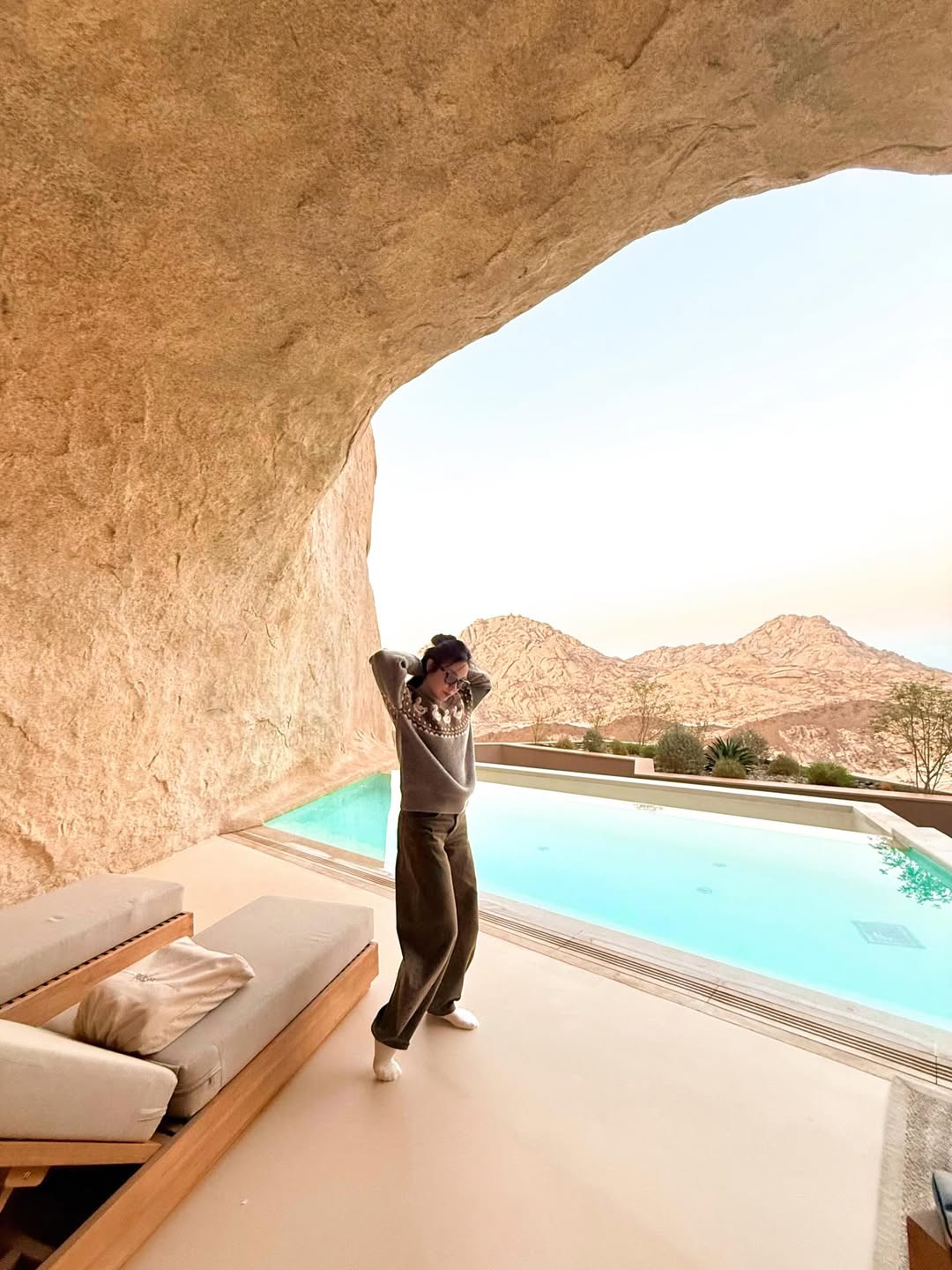 เมย์ - พิชญ์นาฏ สาขากร