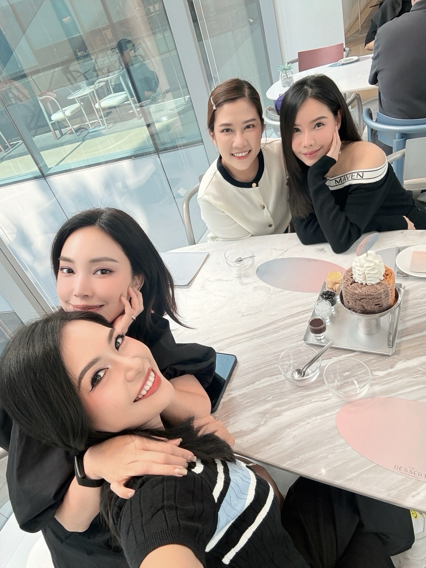 เมย์ - พิชญ์นาฏ สาขากร