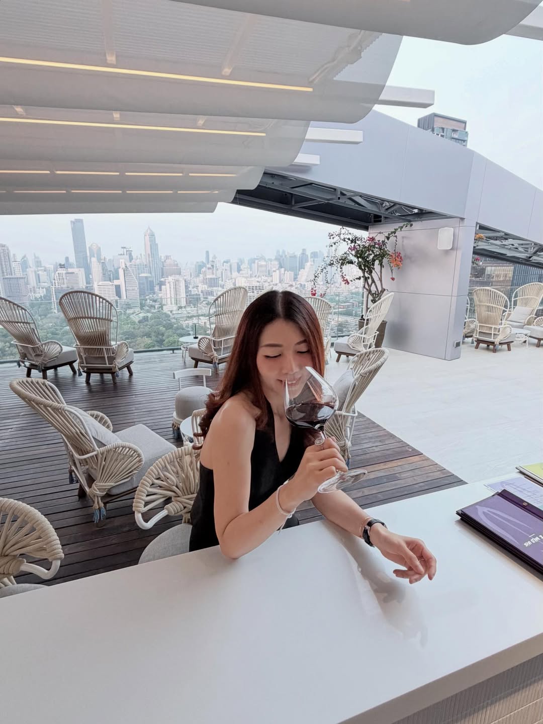 เมย์ - พิชญ์นาฏ สาขากร