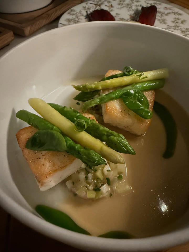 เมย์ - พิชญ์นาฏ สาขากร