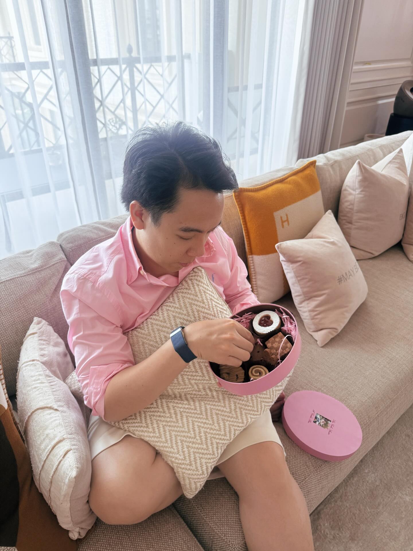 เมย์ - พิชญ์นาฏ สาขากร