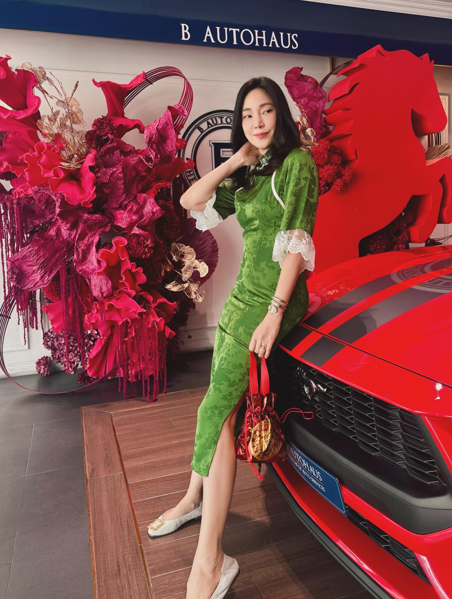 เมย์ - พิชญ์นาฏ สาขากร