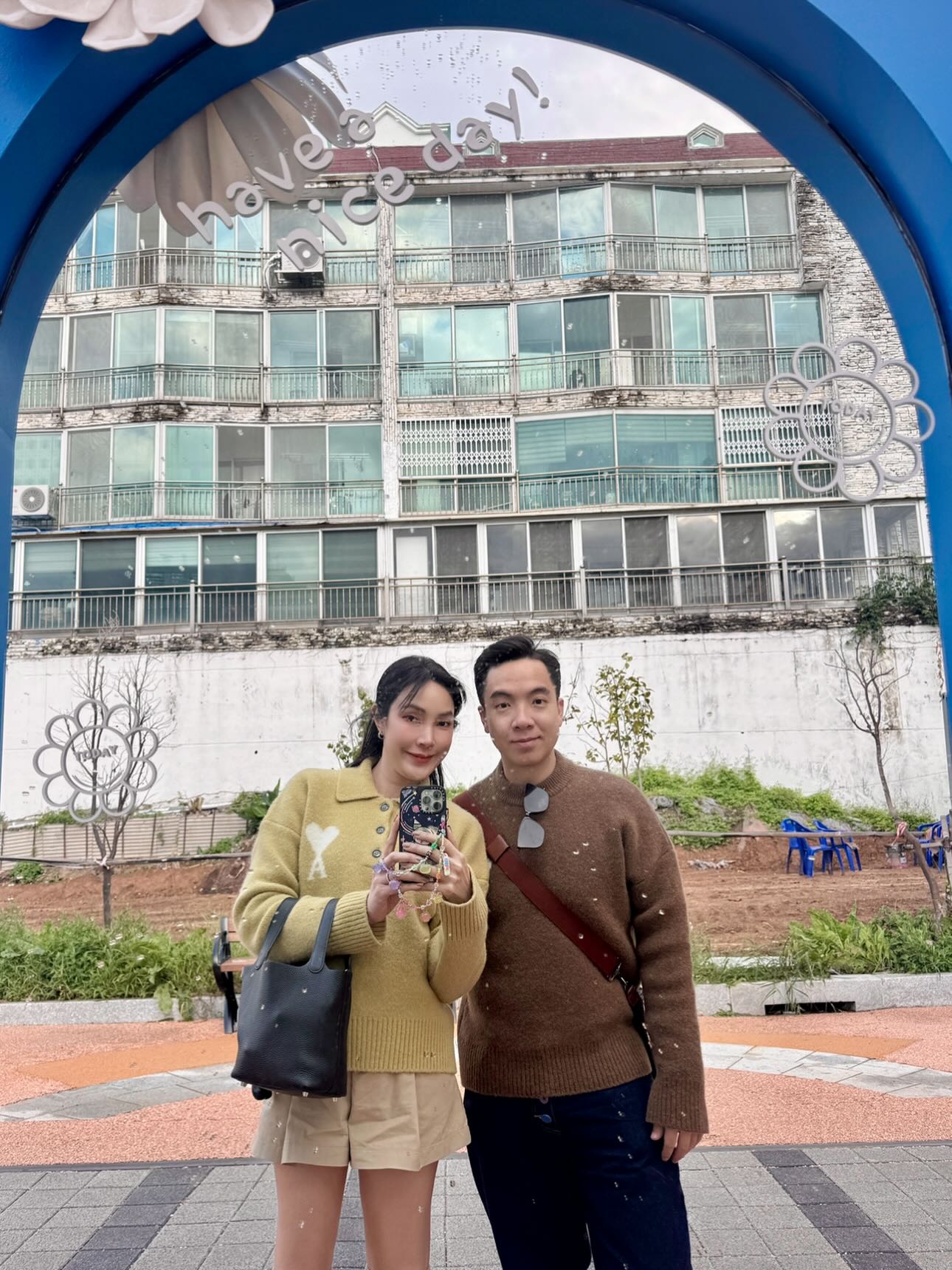 เมย์ - พิชญ์นาฏ สาขากร