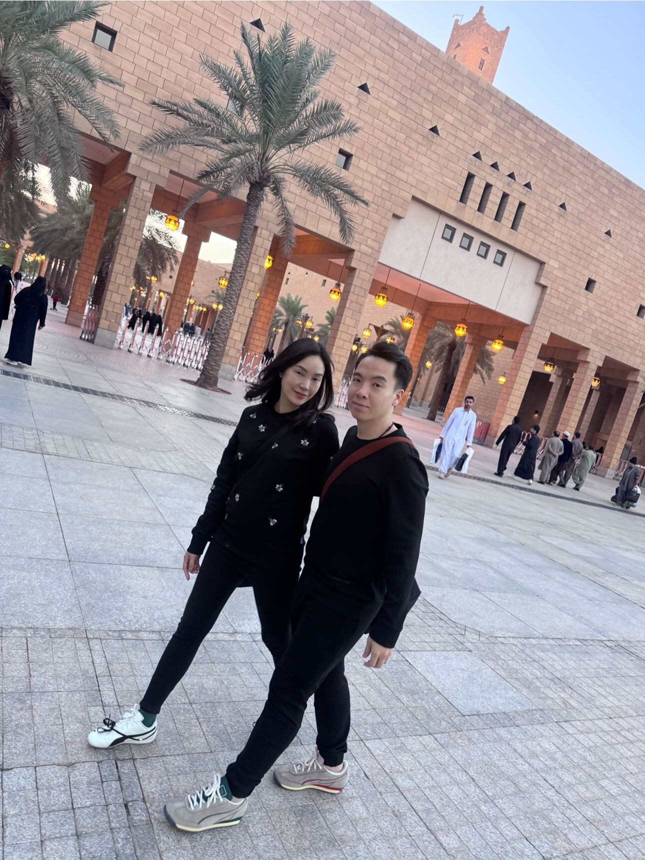 เมย์ - พิชญ์นาฏ สาขากร