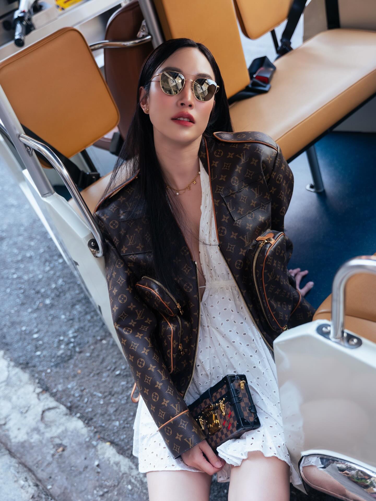 เมย์ - พิชญ์นาฏ สาขากร