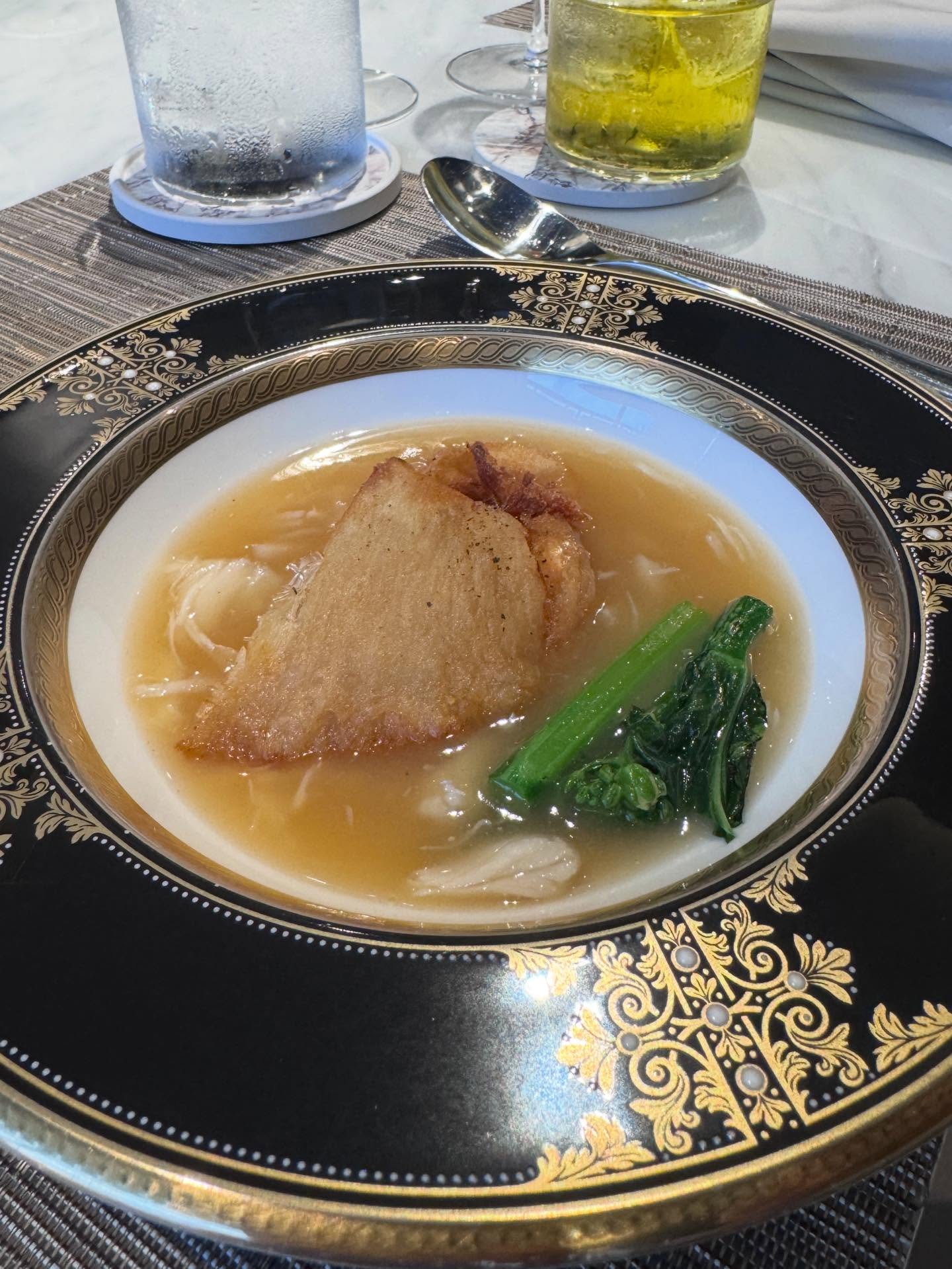 เมย์ - พิชญ์นาฏ สาขากร