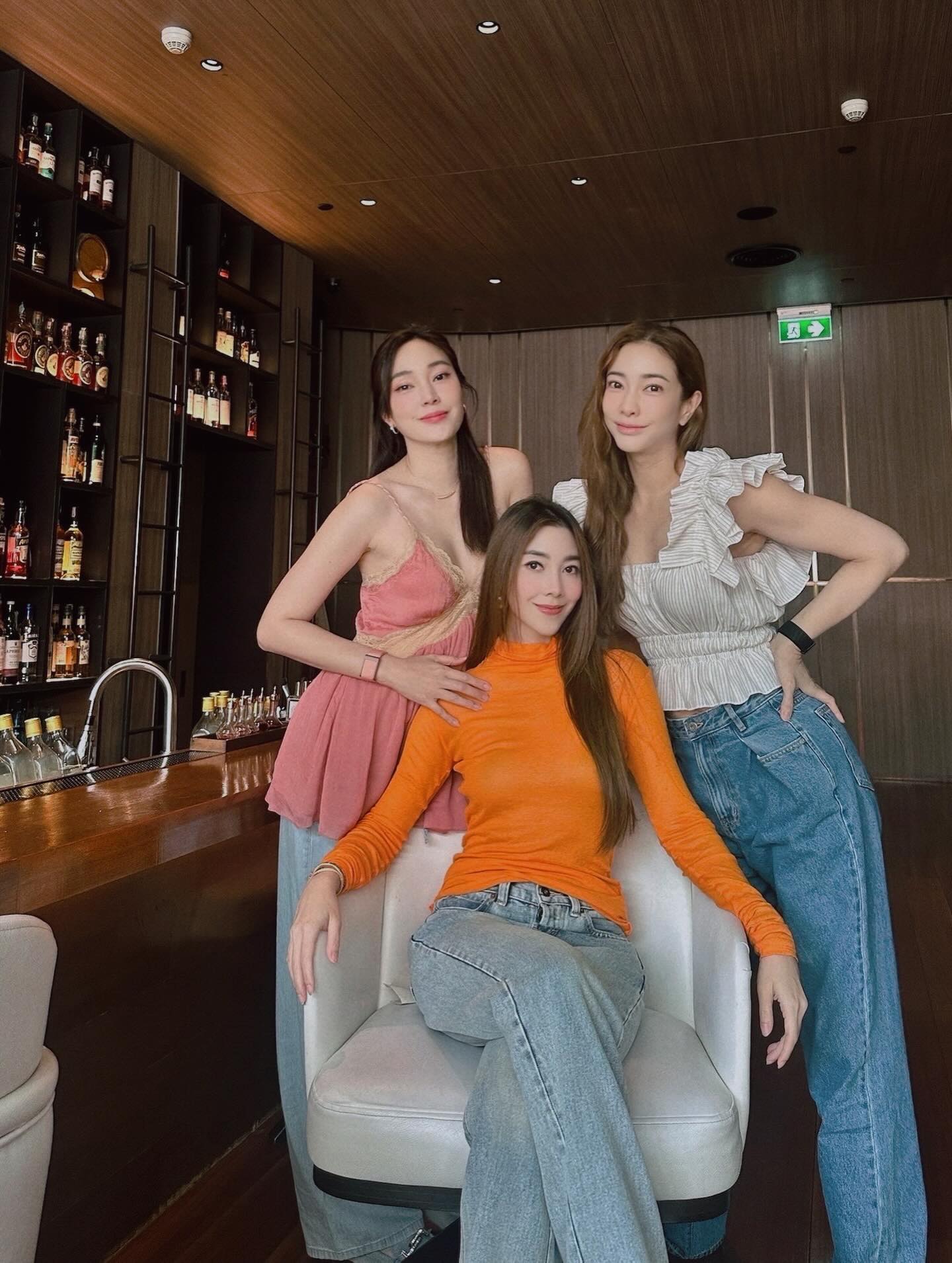 เมย์ - พิชญ์นาฏ สาขากร