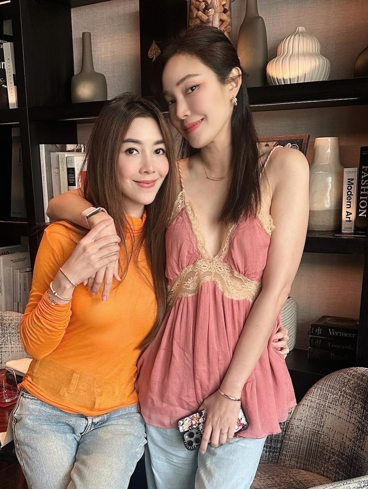 เมย์ - พิชญ์นาฏ สาขากร