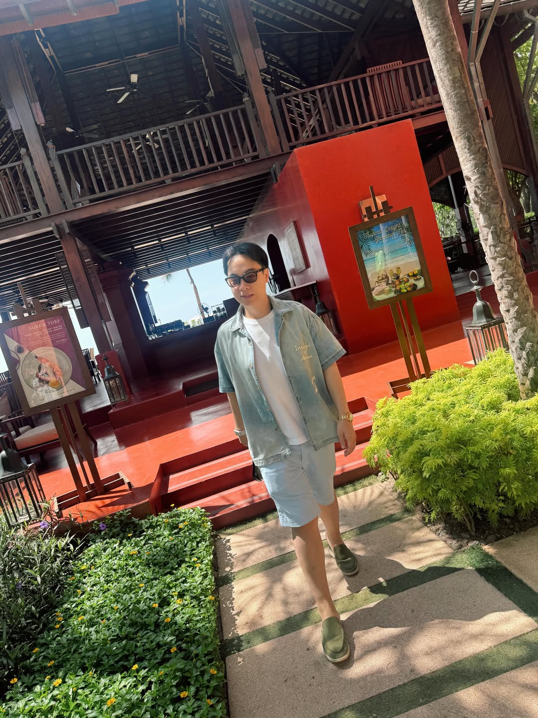 เมย์ - พิชญ์นาฏ สาขากร