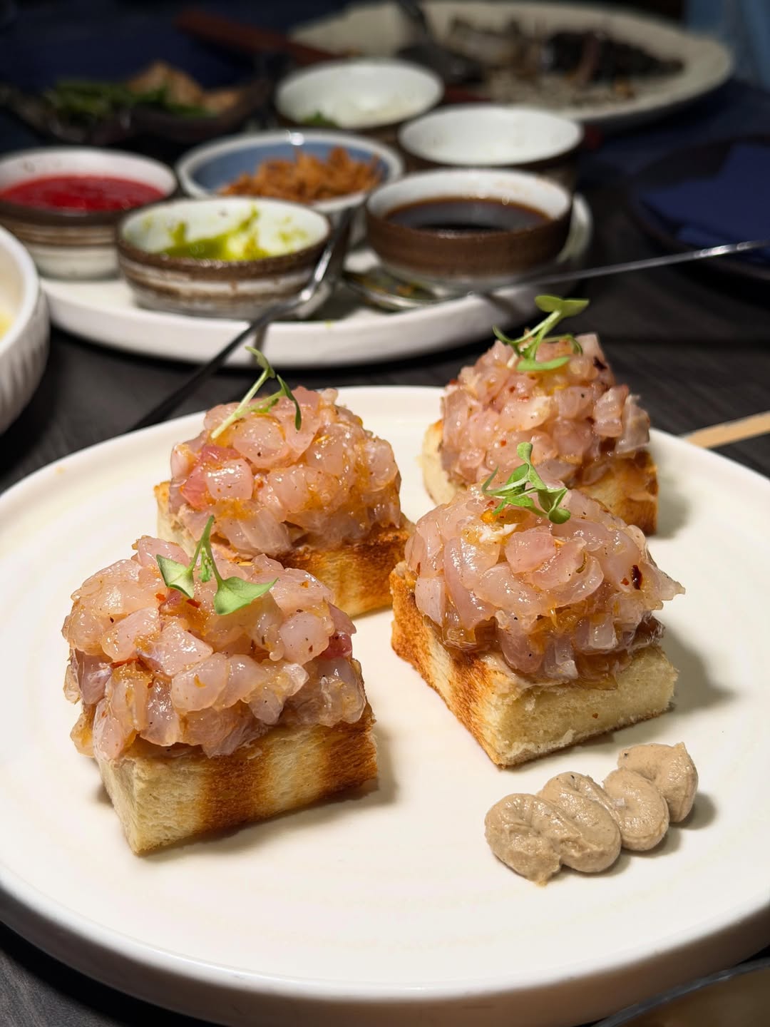 เมย์ - พิชญ์นาฏ สาขากร