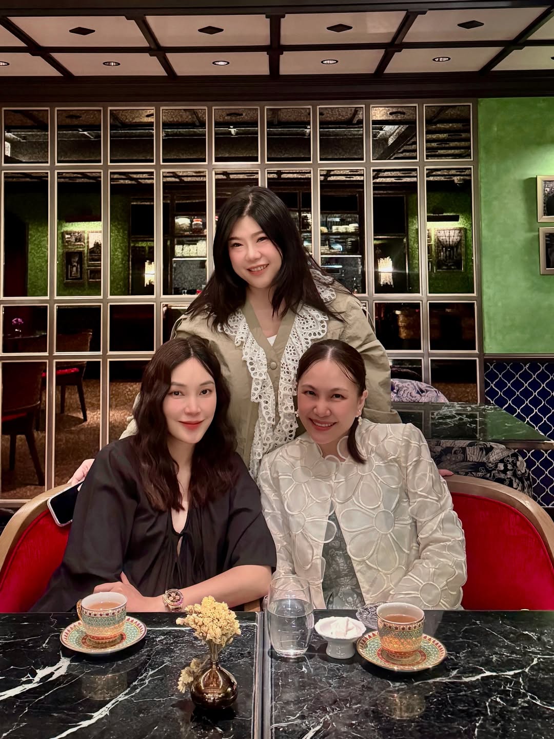เมย์ - พิชญ์นาฏ สาขากร