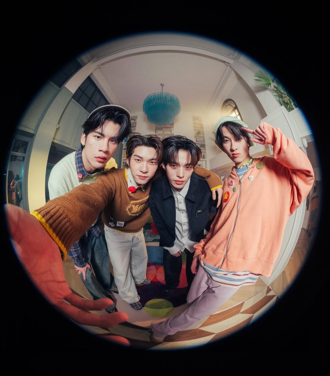 เวฟ - ธนภัทร ตันสกุล