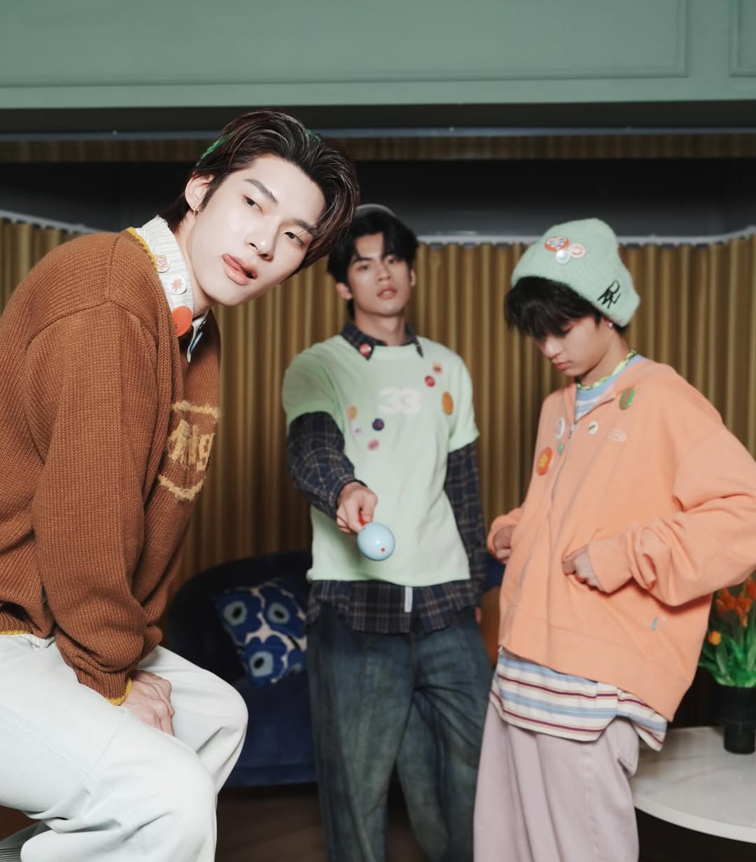 เวฟ - ธนภัทร ตันสกุล