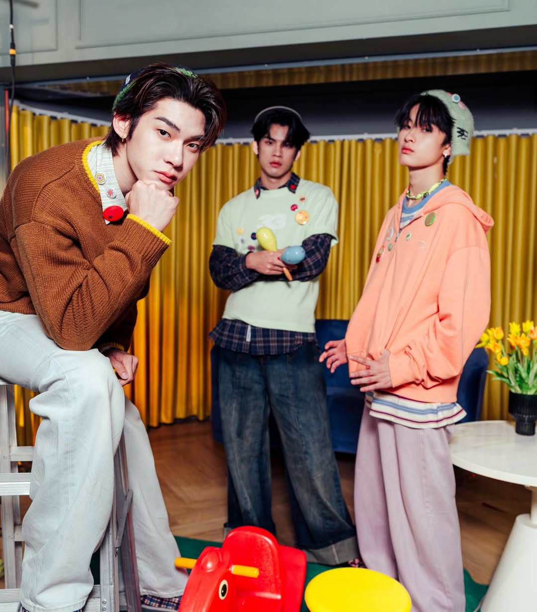 เวฟ - ธนภัทร ตันสกุล