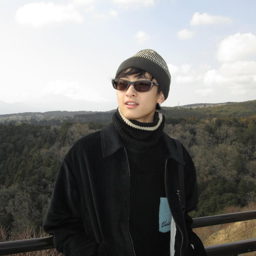 เวฟ - ธนภัทร ตันสกุล