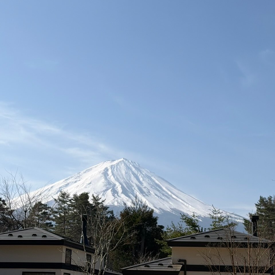 เวฟ - ธนภัทร ตันสกุล