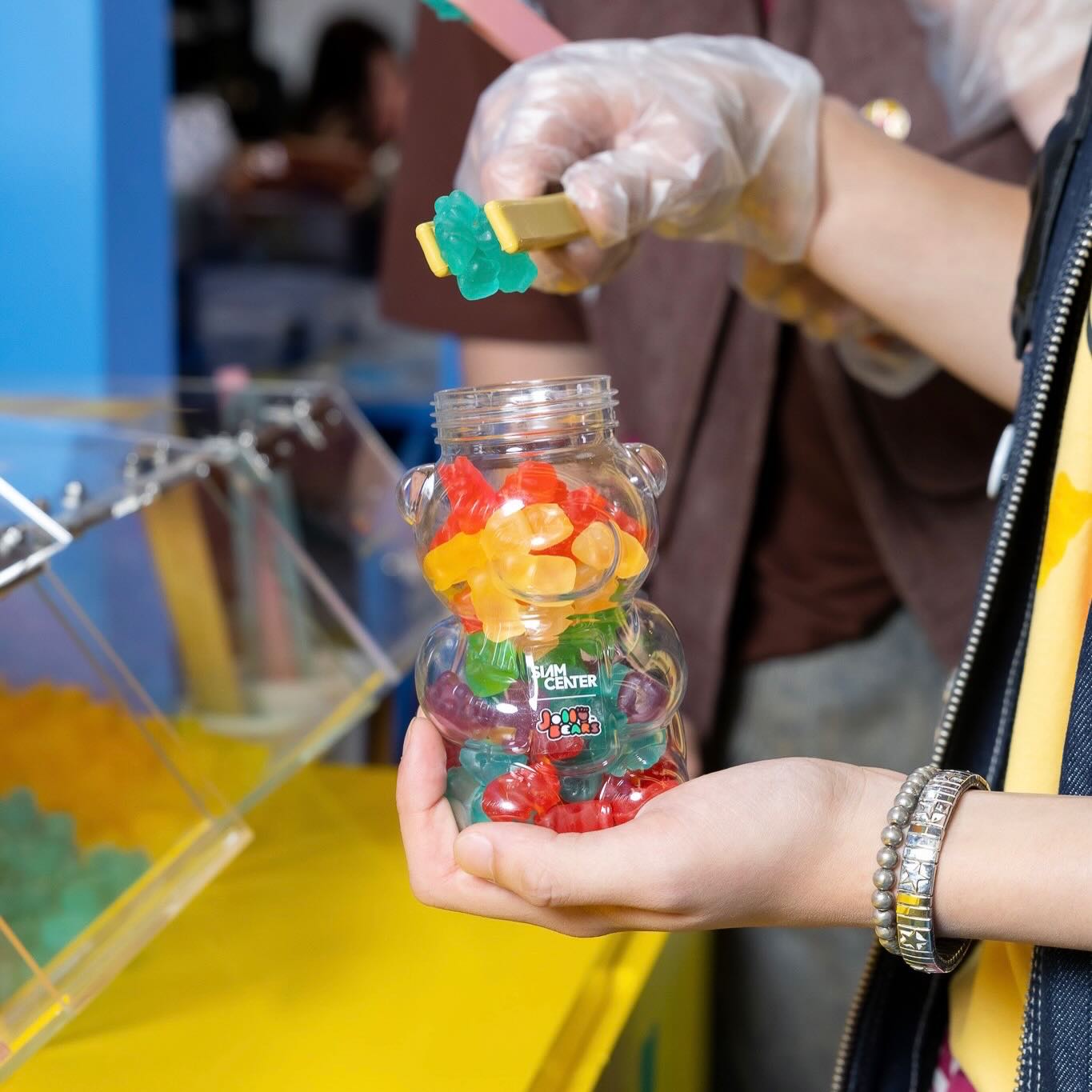 เวฟ - ธนภัทร ตันสกุล