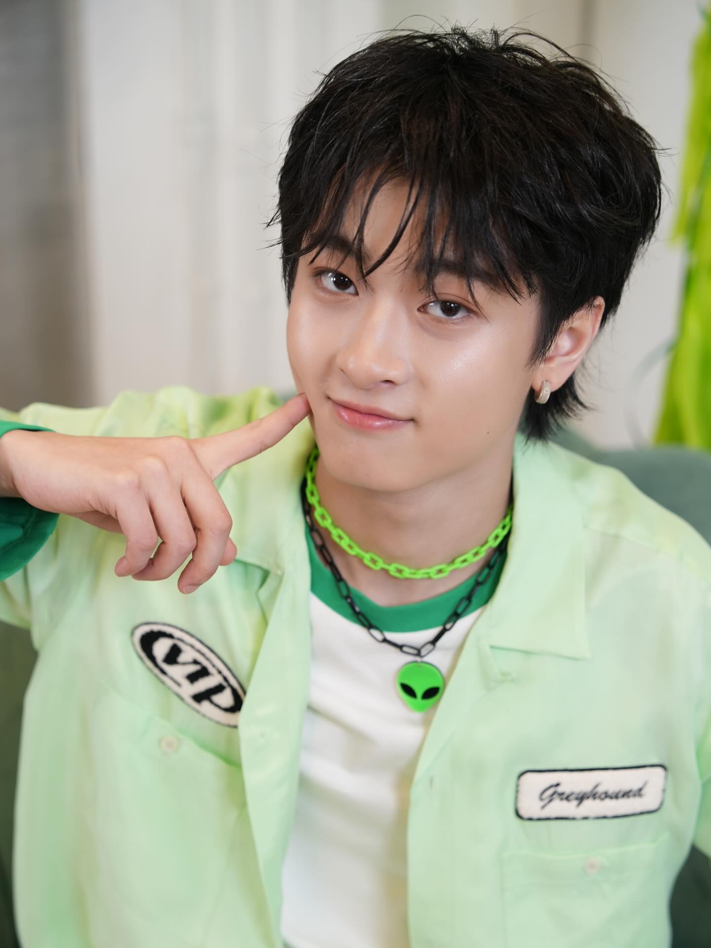 เวฟ - ธนภัทร ตันสกุล