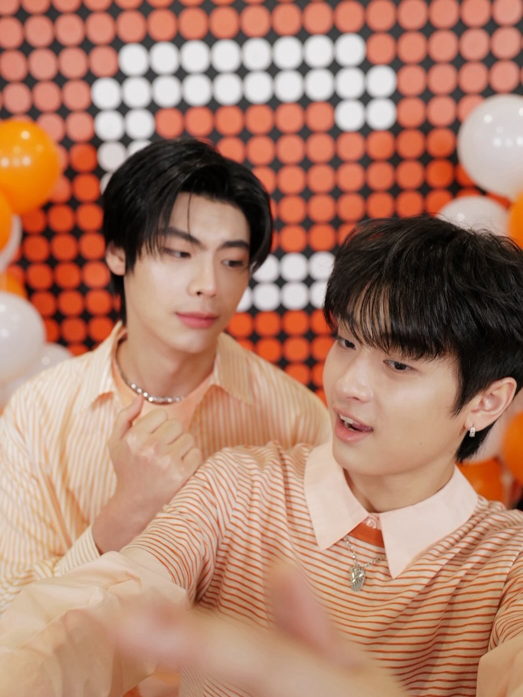 เวฟ - ธนภัทร ตันสกุล