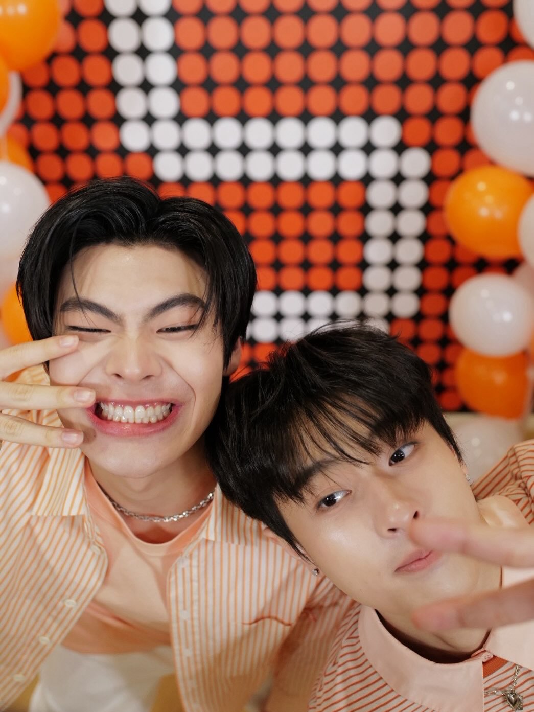 เวฟ - ธนภัทร ตันสกุล