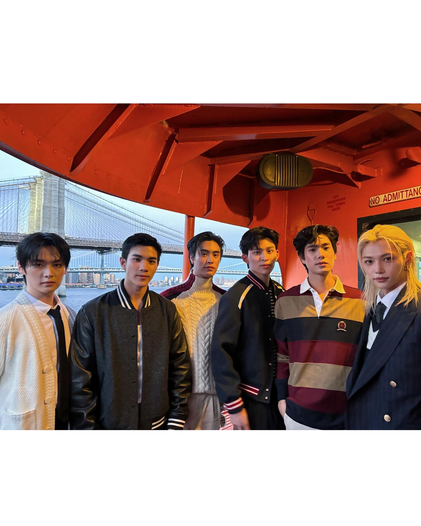 ปอนด์ - ณราวิชญ์ เลิศรัตน์โกสุมภ์