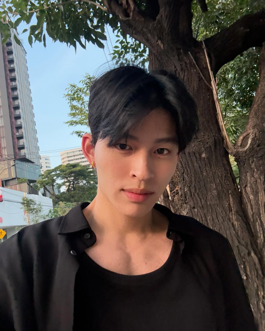 ปอนด์ - ณราวิชญ์ เลิศรัตน์โกสุมภ์