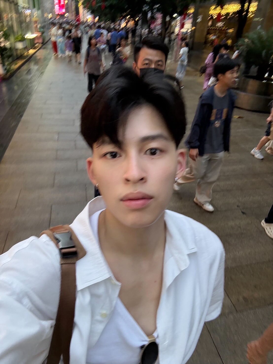 ปอนด์ - ณราวิชญ์ เลิศรัตน์โกสุมภ์