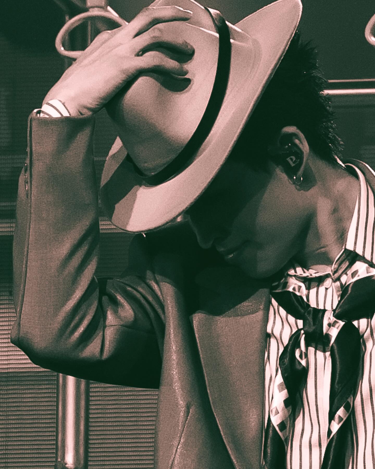 ปอนด์ - ณราวิชญ์ เลิศรัตน์โกสุมภ์