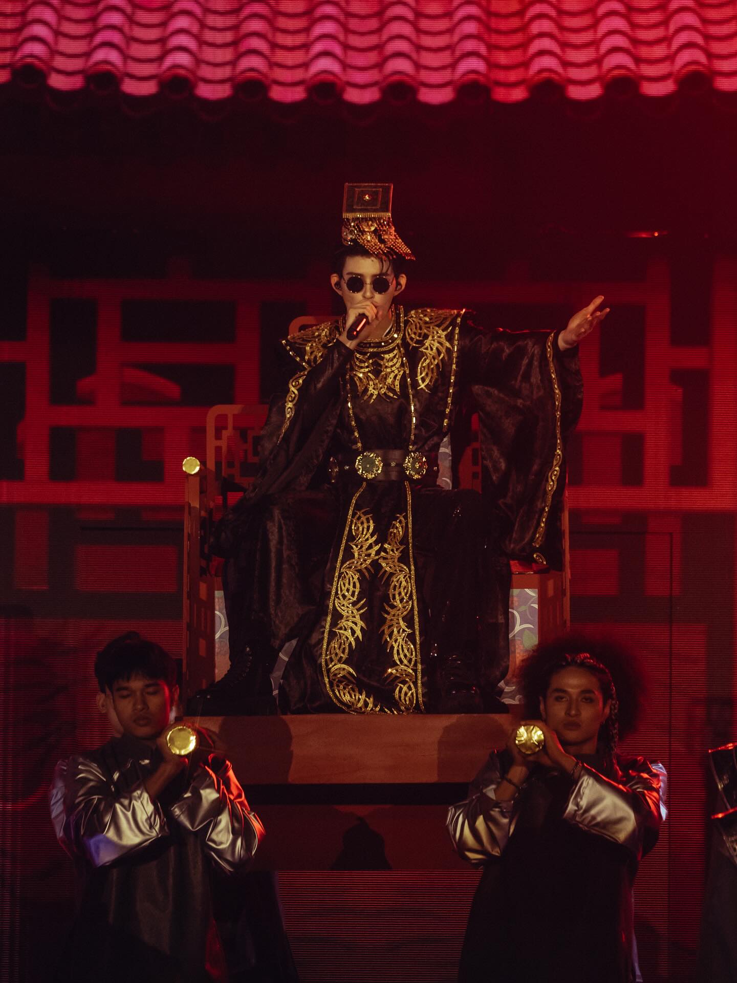 ปอนด์ - ณราวิชญ์ เลิศรัตน์โกสุมภ์