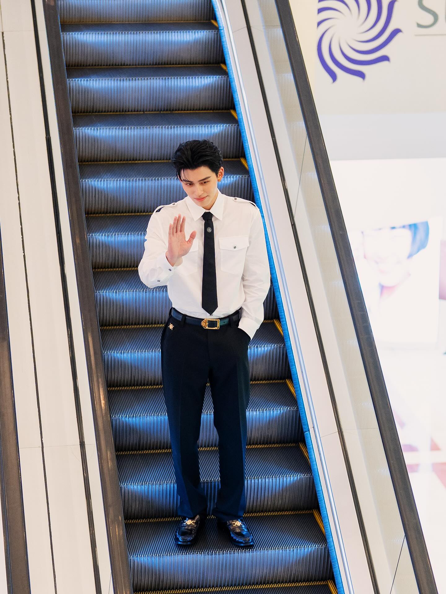 ปอนด์ - ณราวิชญ์ เลิศรัตน์โกสุมภ์