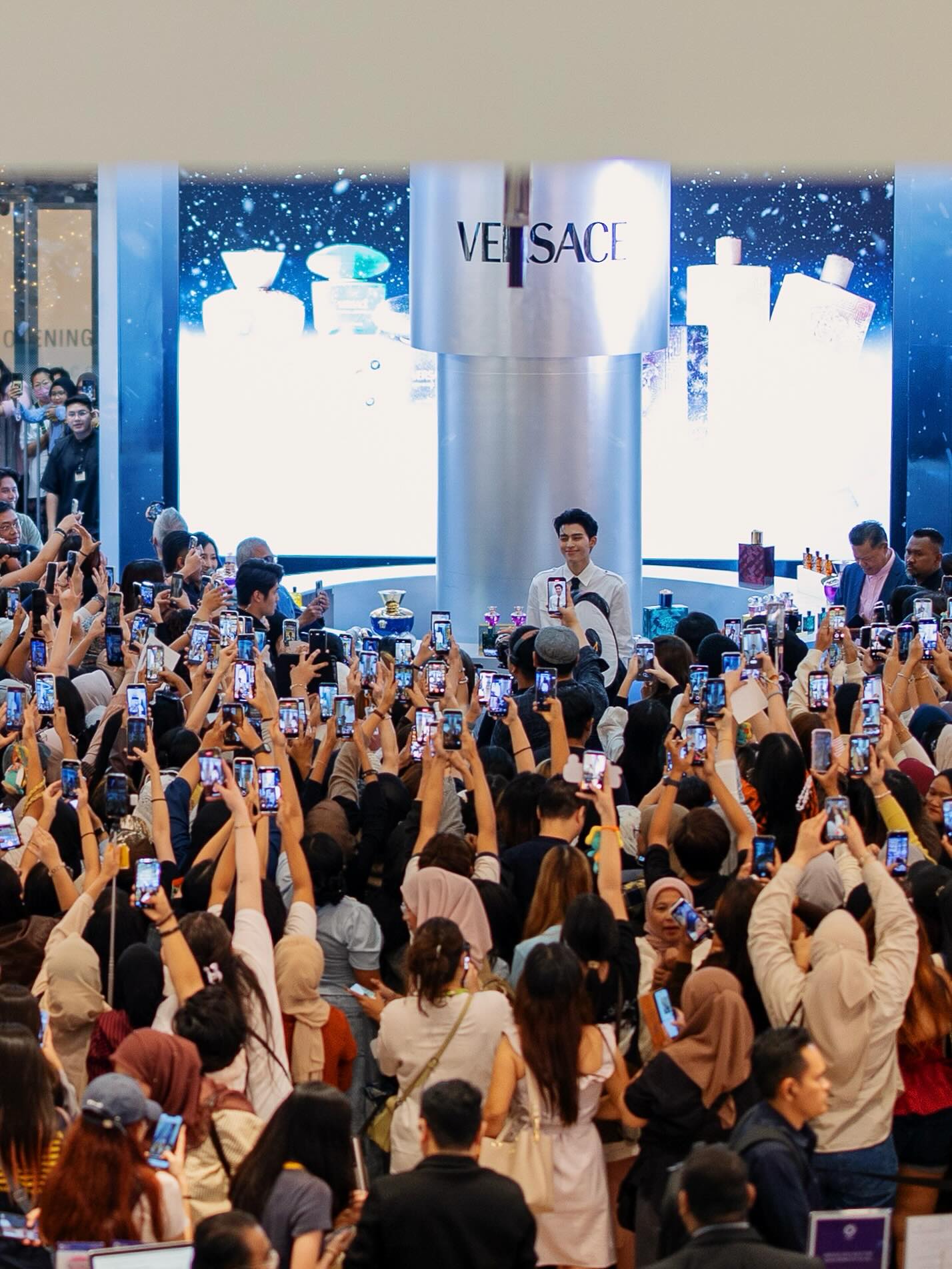 ปอนด์ - ณราวิชญ์ เลิศรัตน์โกสุมภ์