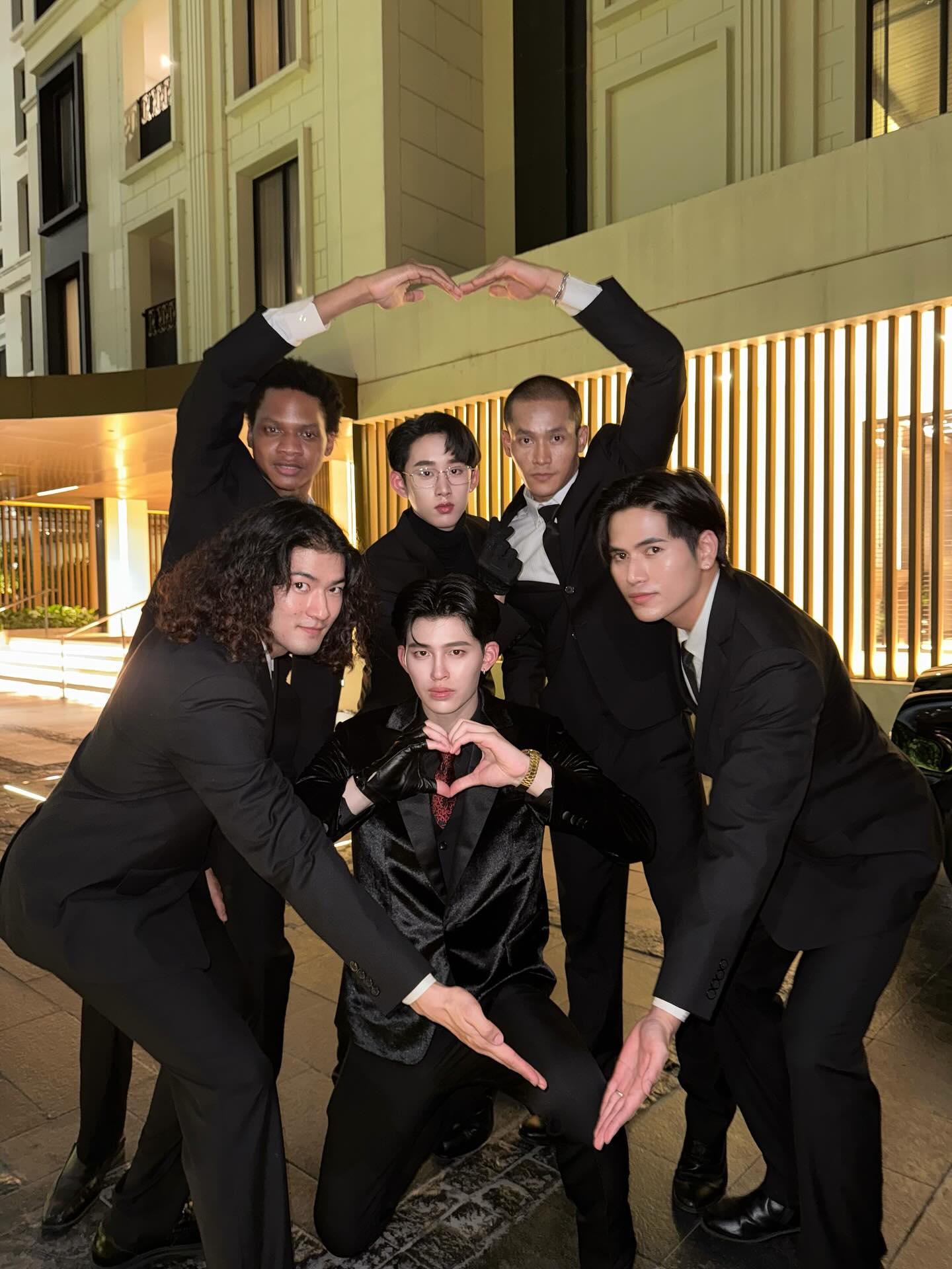 ปอนด์ - ณราวิชญ์ เลิศรัตน์โกสุมภ์