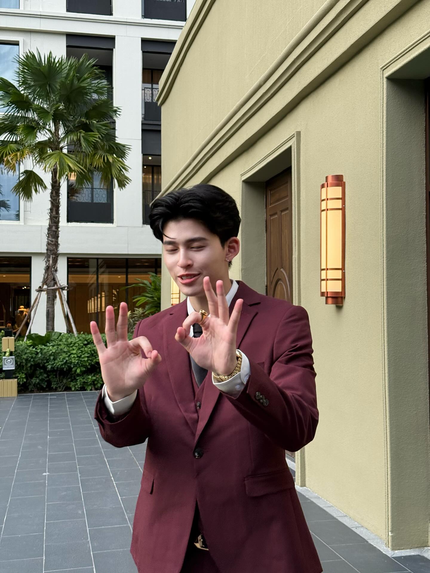 ปอนด์ - ณราวิชญ์ เลิศรัตน์โกสุมภ์