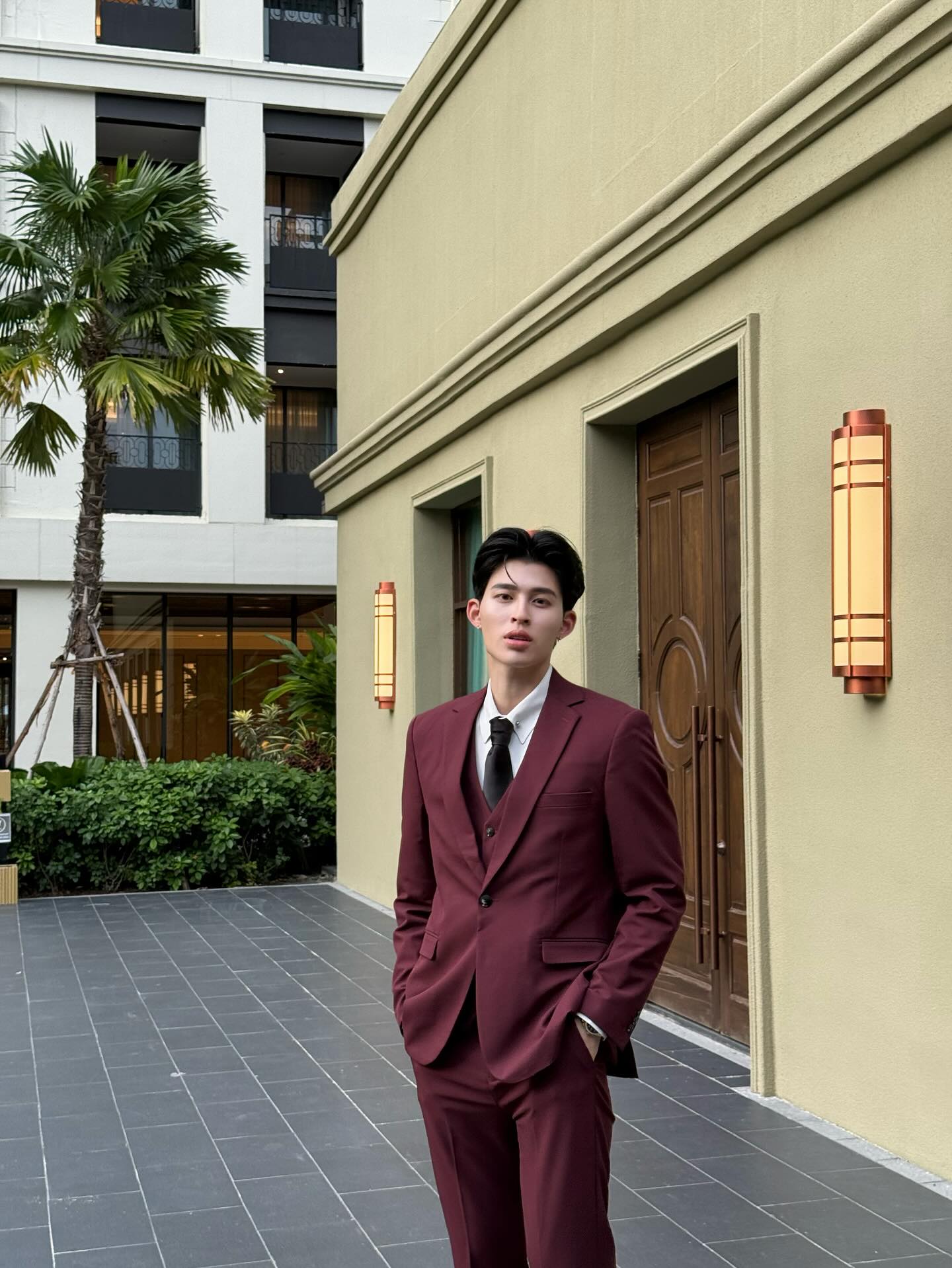 ปอนด์ - ณราวิชญ์ เลิศรัตน์โกสุมภ์