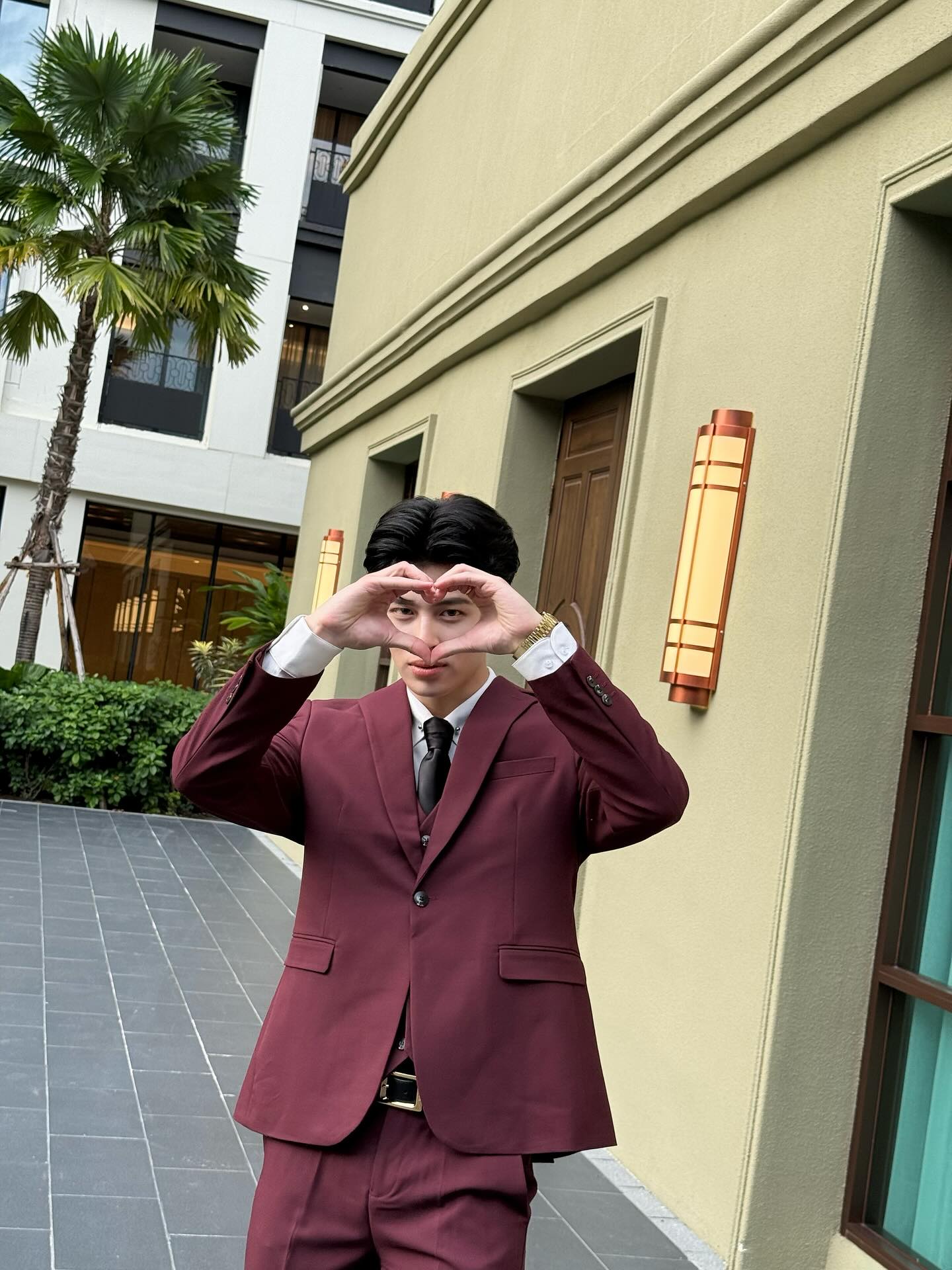 ปอนด์ - ณราวิชญ์ เลิศรัตน์โกสุมภ์