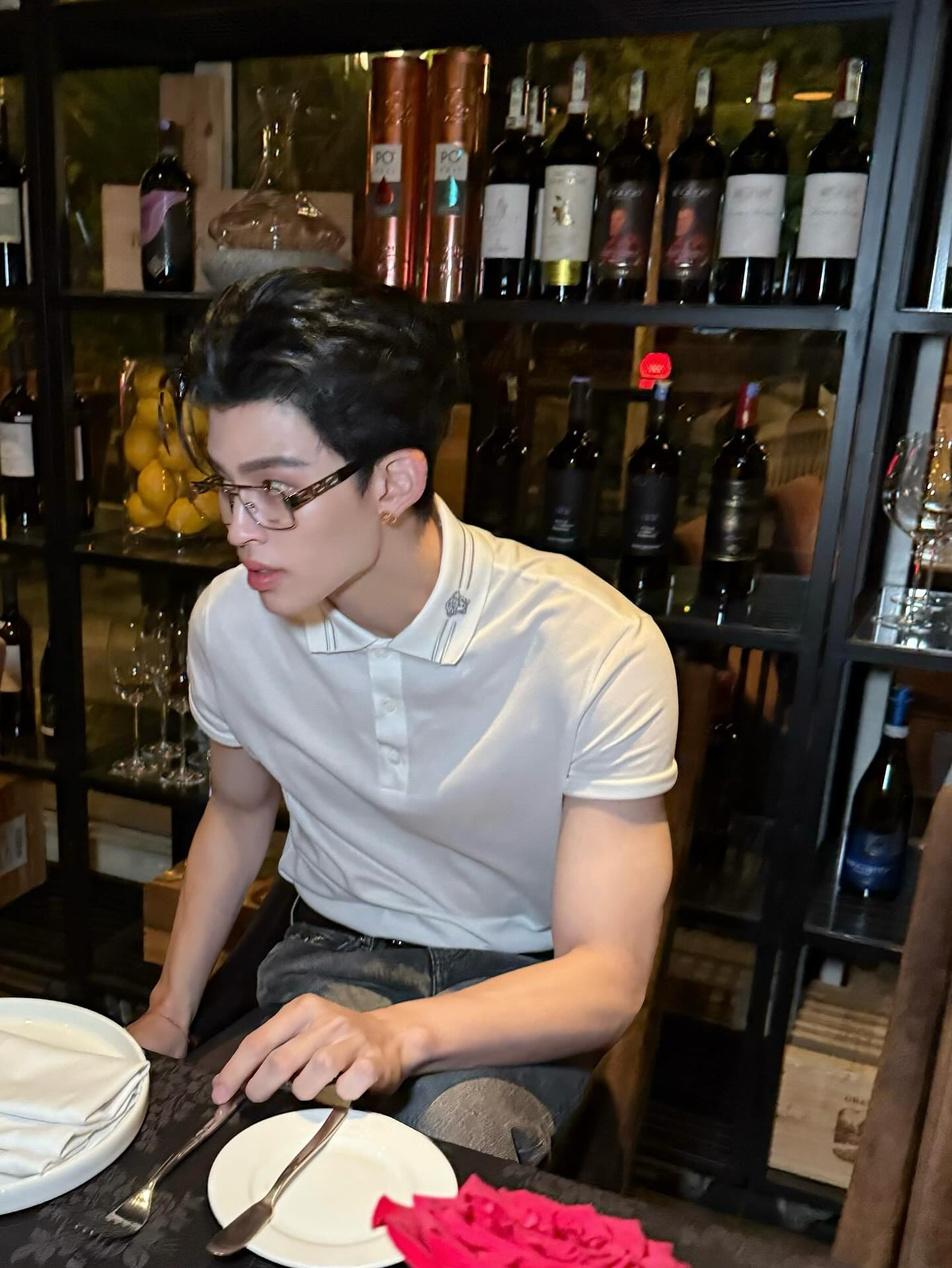 ปอนด์ - ณราวิชญ์ เลิศรัตน์โกสุมภ์