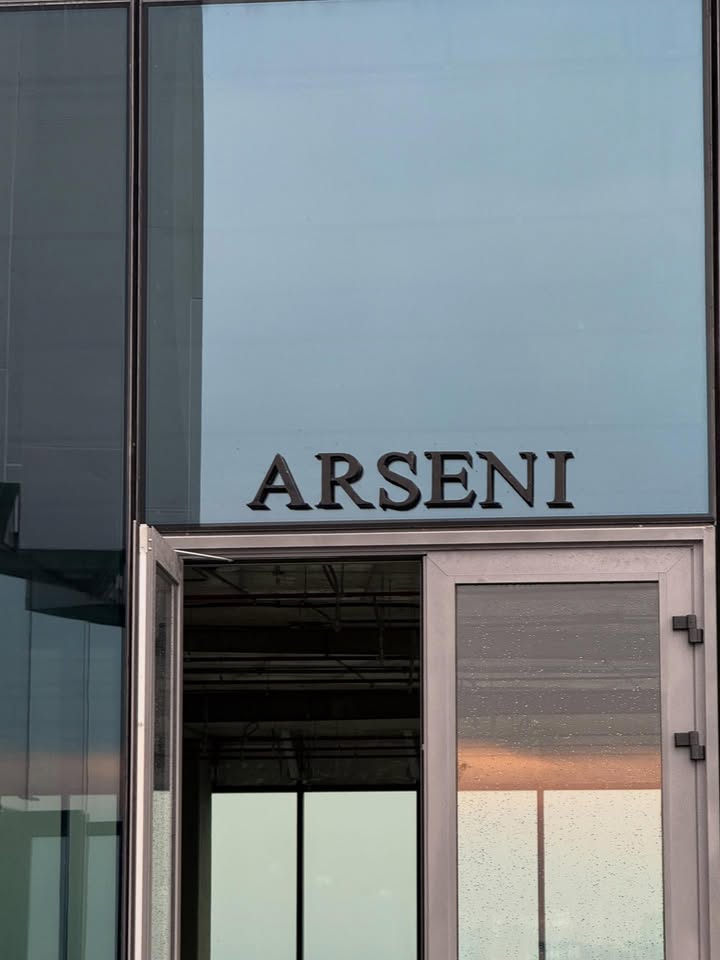 ปอนด์ - ณราวิชญ์ เลิศรัตน์โกสุมภ์