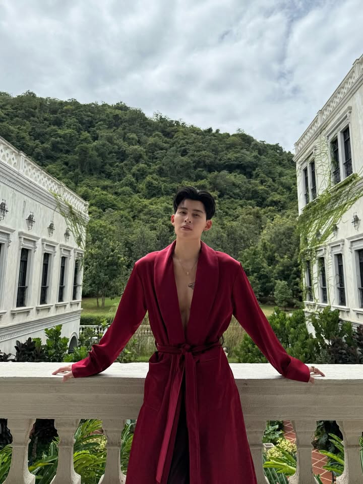 ปอนด์ - ณราวิชญ์ เลิศรัตน์โกสุมภ์