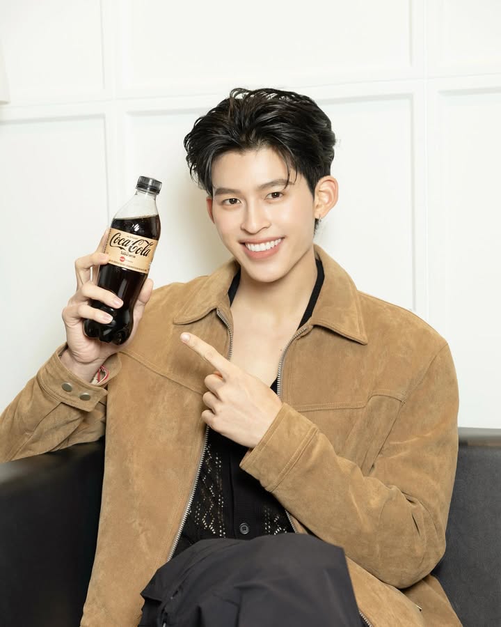 ปอนด์ - ณราวิชญ์ เลิศรัตน์โกสุมภ์