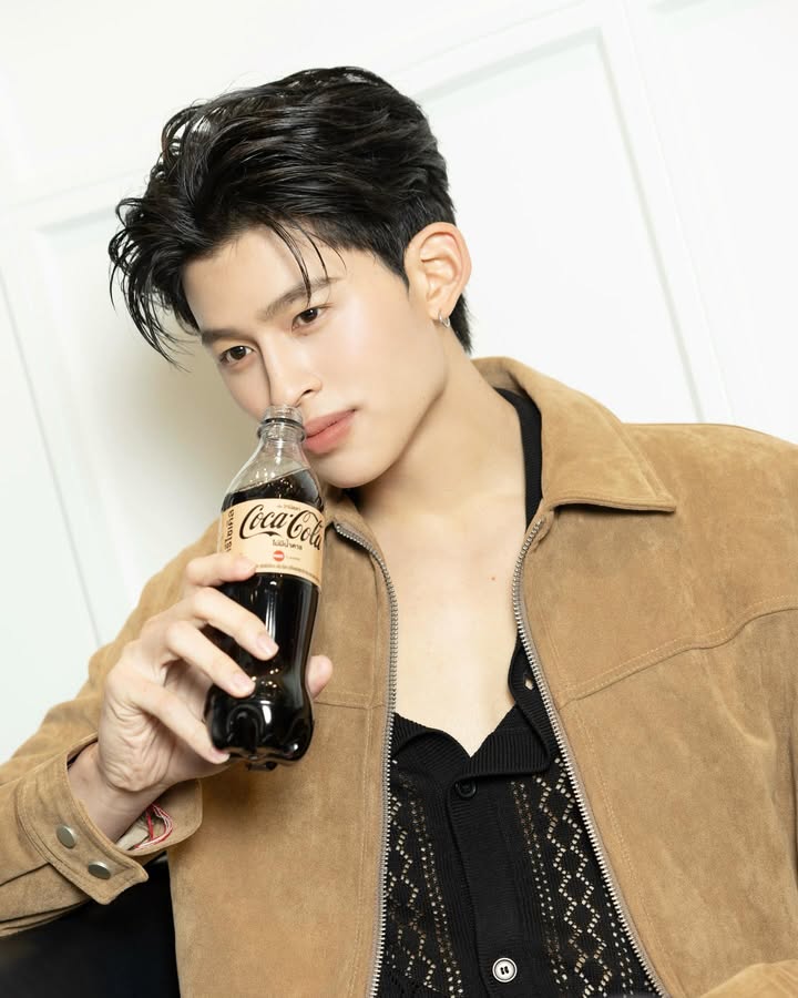 ปอนด์ - ณราวิชญ์ เลิศรัตน์โกสุมภ์