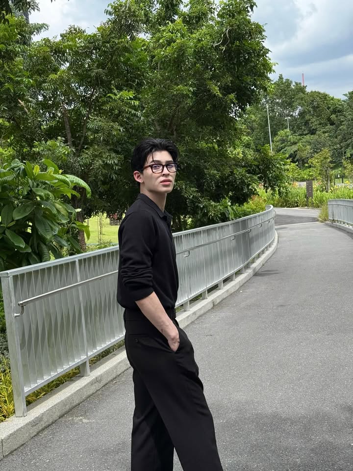 ปอนด์ - ณราวิชญ์ เลิศรัตน์โกสุมภ์