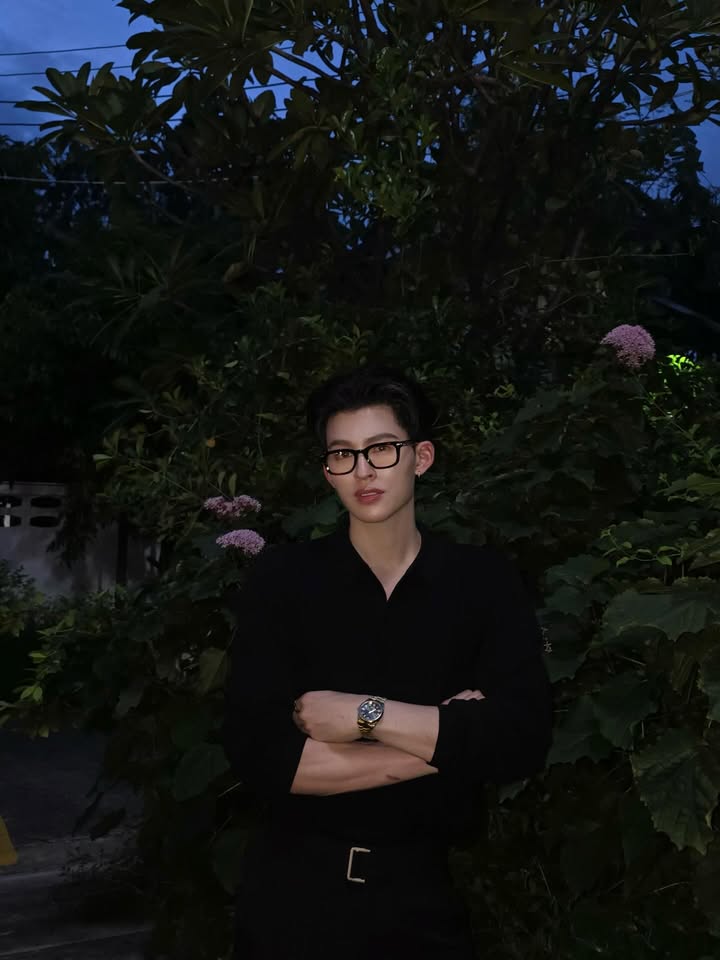 ปอนด์ - ณราวิชญ์ เลิศรัตน์โกสุมภ์