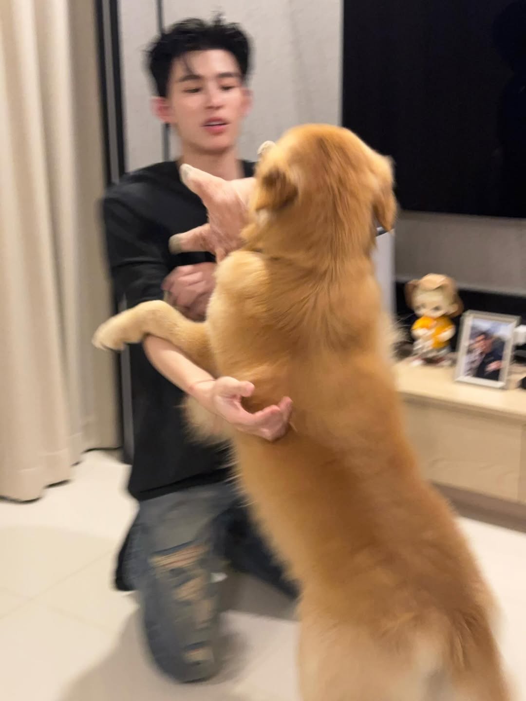 ปอนด์ - ณราวิชญ์ เลิศรัตน์โกสุมภ์