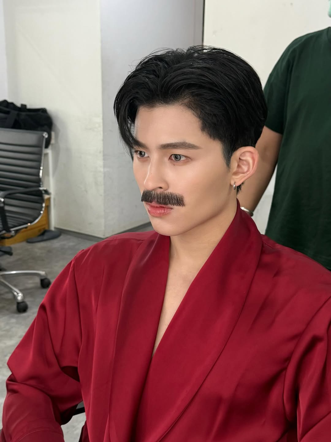 ปอนด์ - ณราวิชญ์ เลิศรัตน์โกสุมภ์