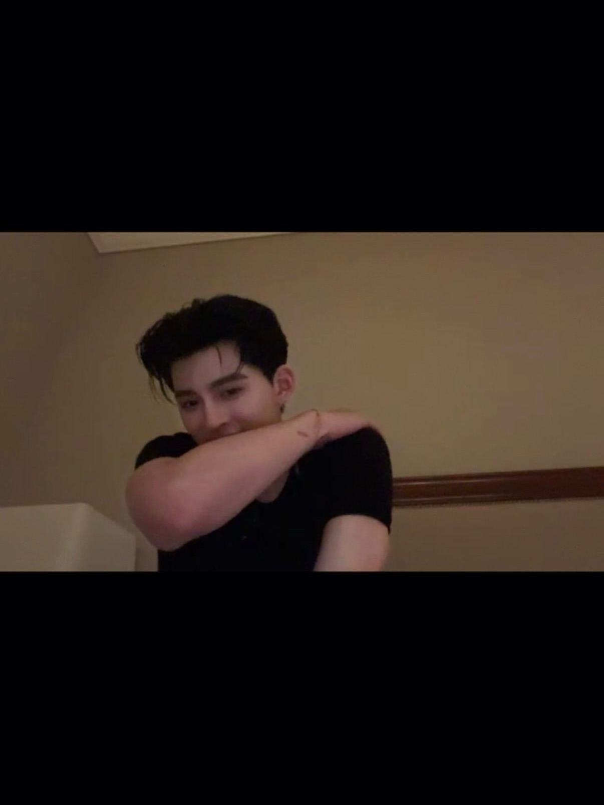 ปอนด์ - ณราวิชญ์ เลิศรัตน์โกสุมภ์