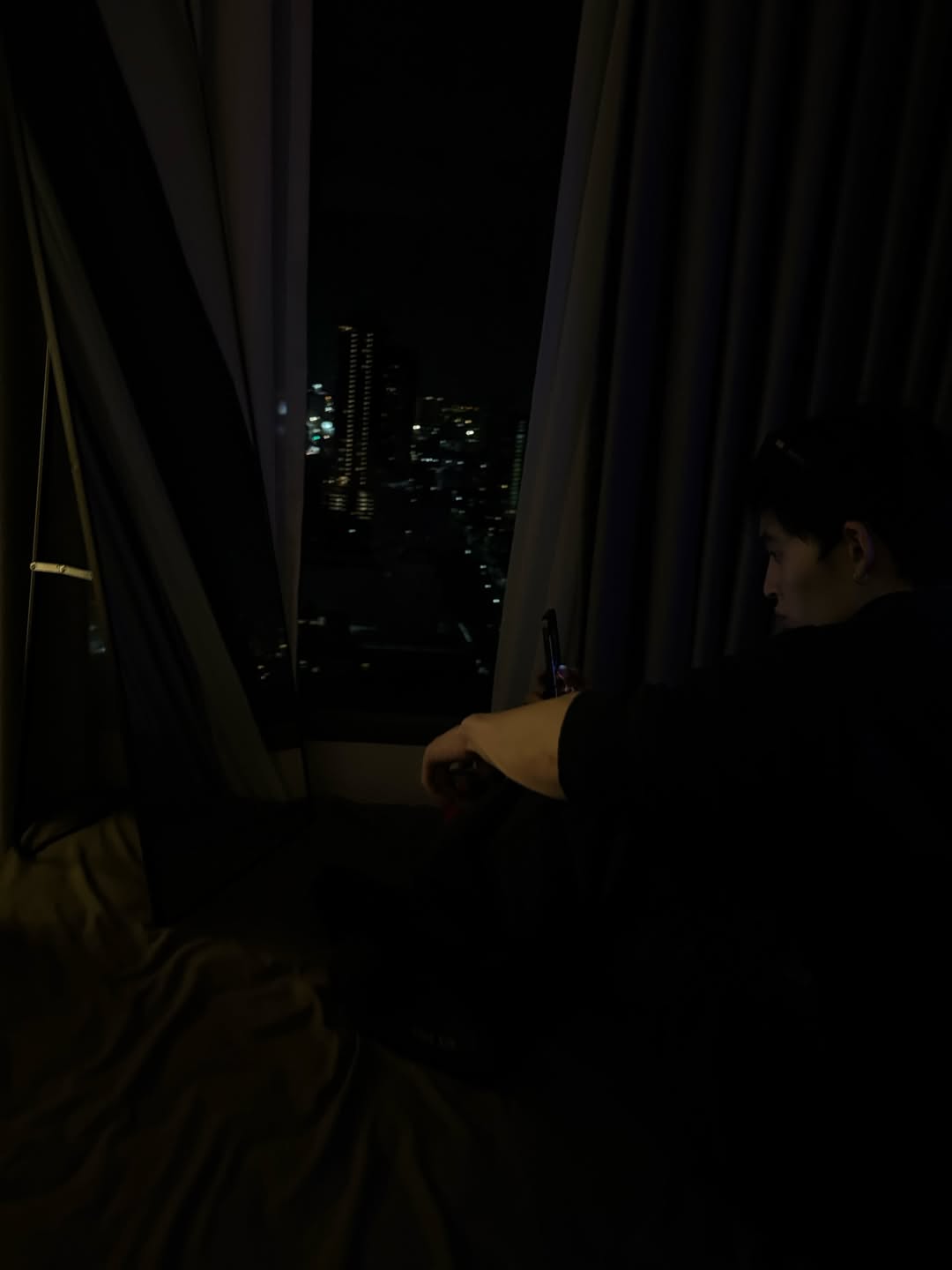 ปอนด์ - ณราวิชญ์ เลิศรัตน์โกสุมภ์