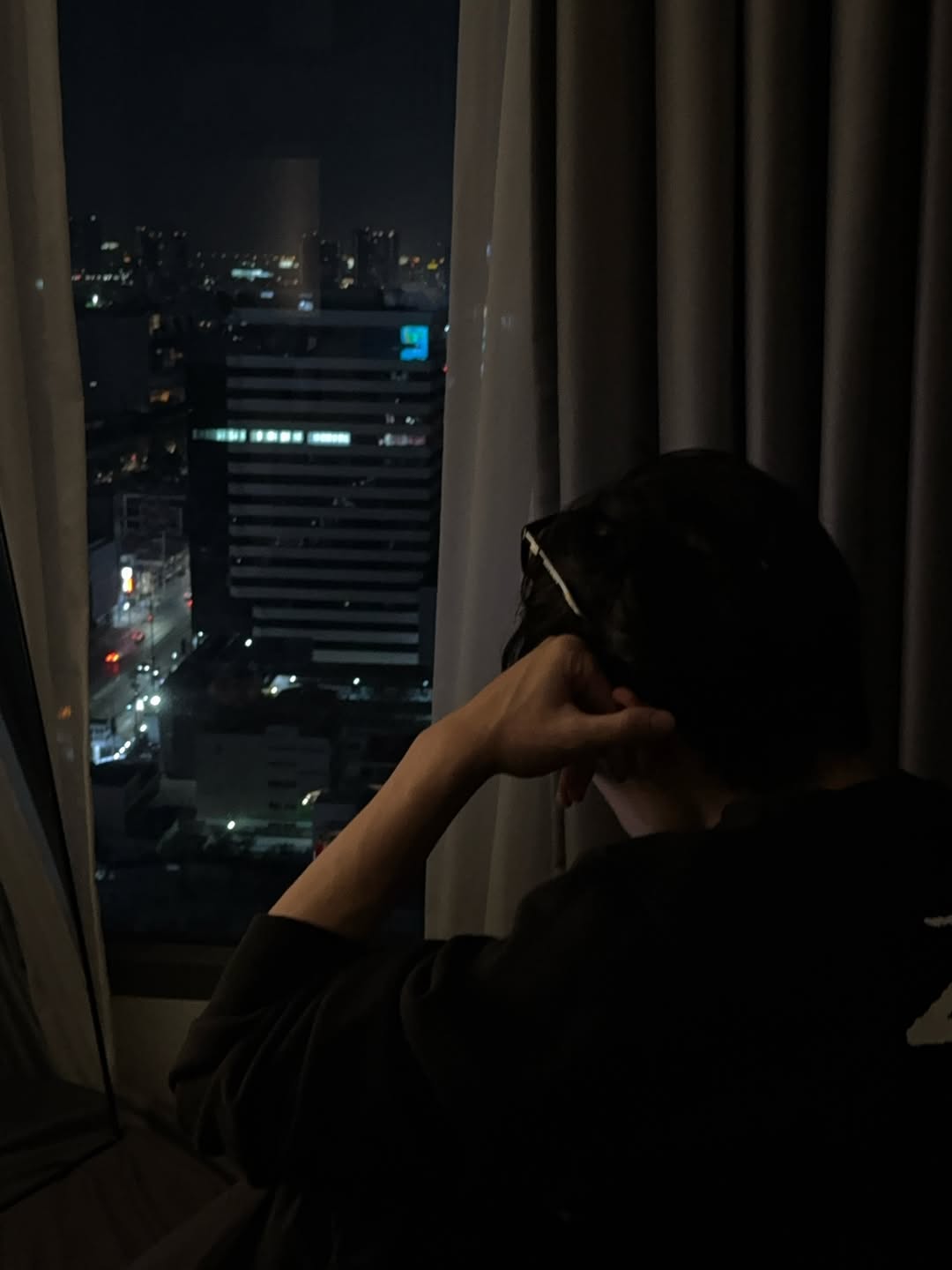 ปอนด์ - ณราวิชญ์ เลิศรัตน์โกสุมภ์