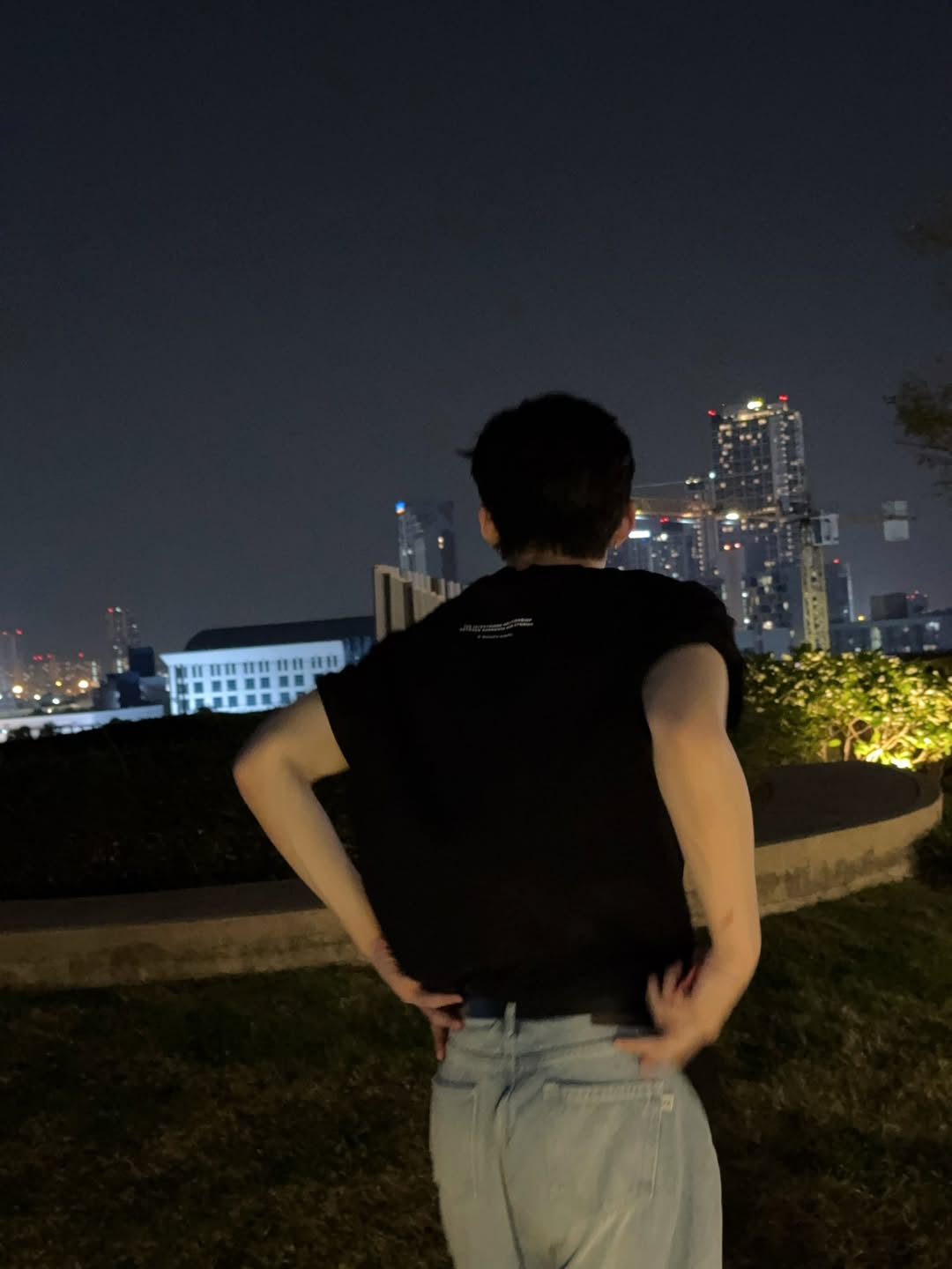 ปอนด์ - ณราวิชญ์ เลิศรัตน์โกสุมภ์