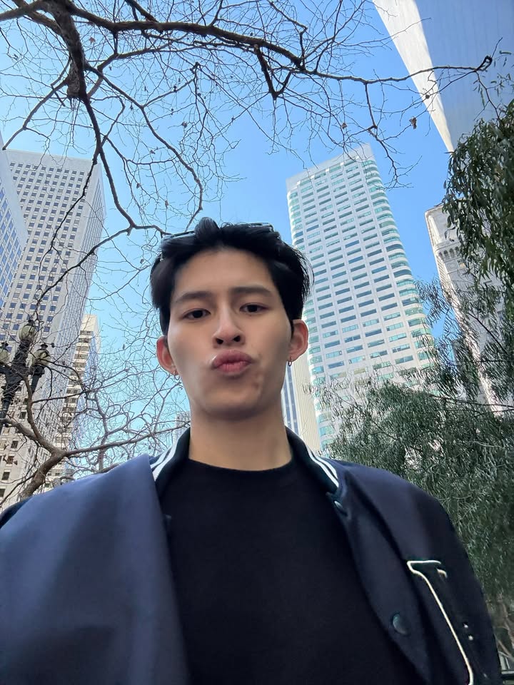 ปอนด์ - ณราวิชญ์ เลิศรัตน์โกสุมภ์